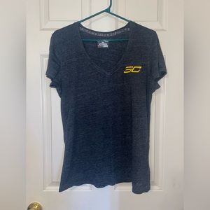 Under armour women’s shirt / tee
